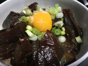 メジロの漬け丼